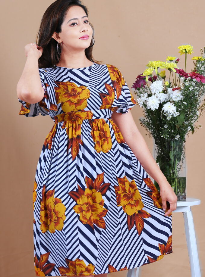 BUTTERFLY SLEEVE SHORT DRESS