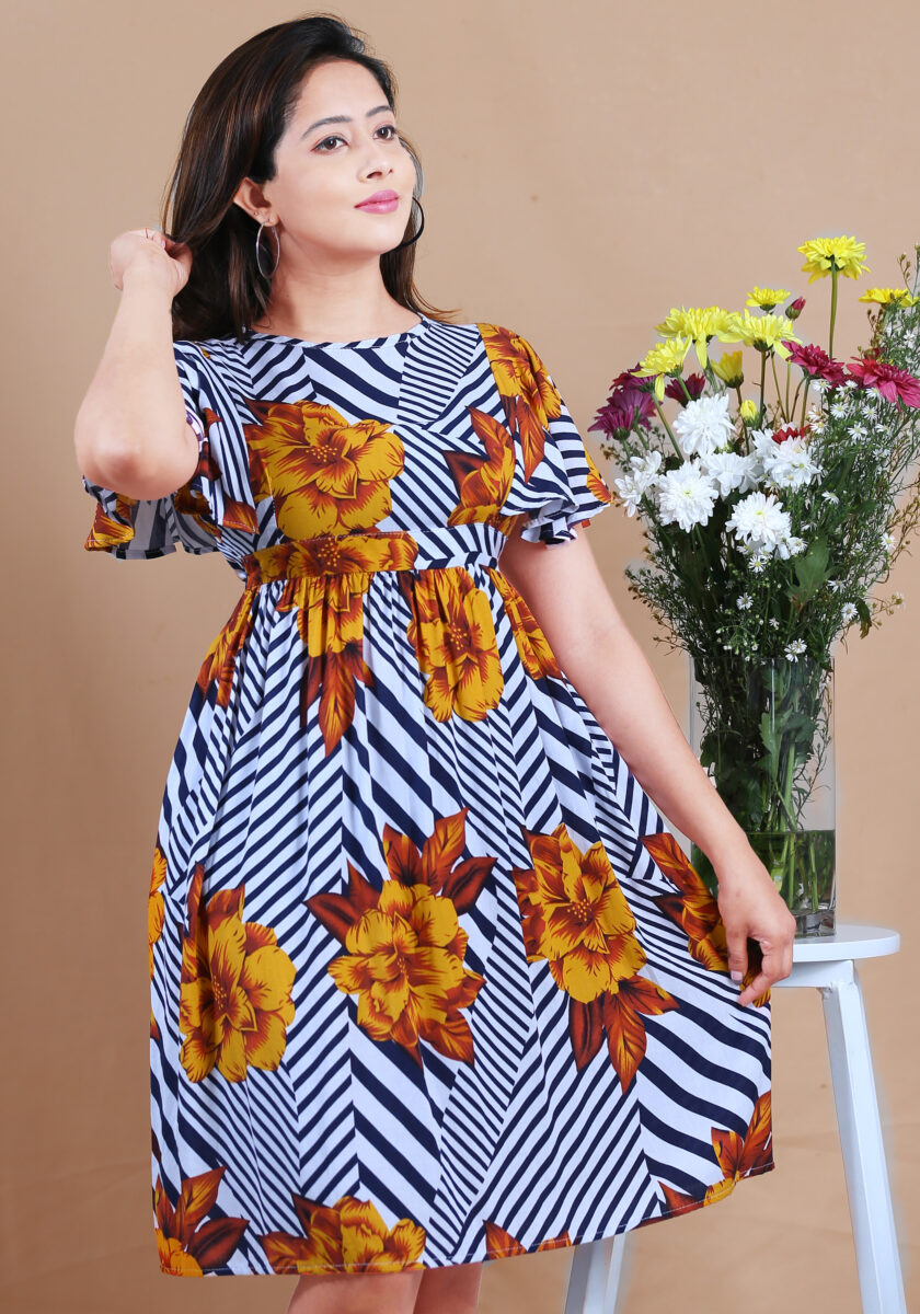 BUTTERFLY SLEEVE SHORT DRESS - Image 2