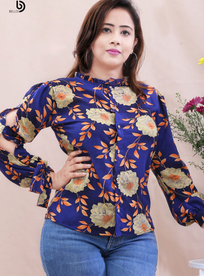 SPLIT LONG SLEEVE TOP