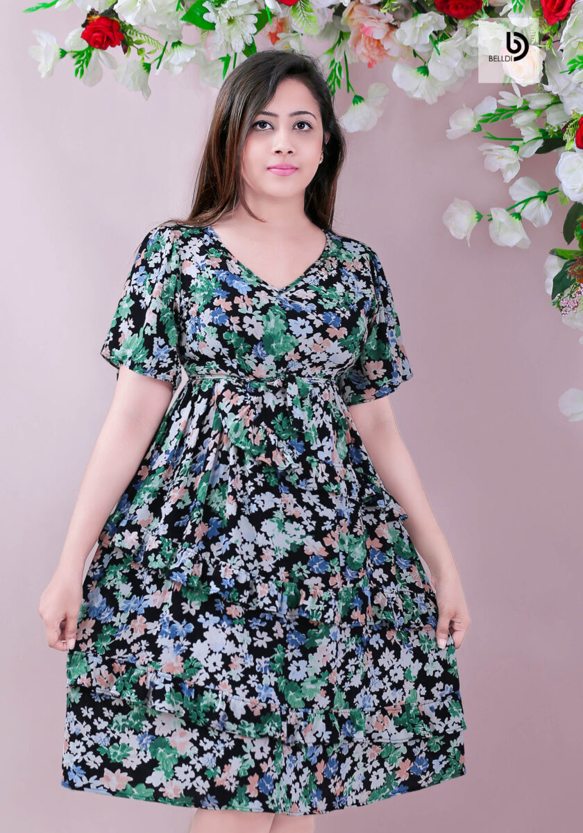 FLORAL SHORT SLEEVE V -NECK SHORT DRESS