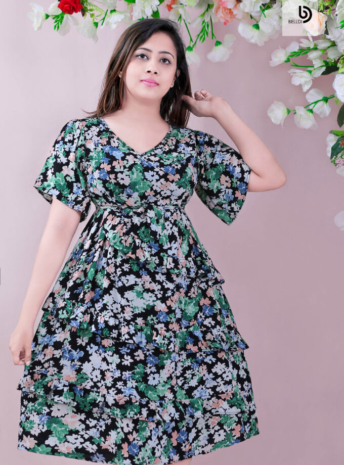 FLORAL SHORT SLEEVE V -NECK SHORT DRESS