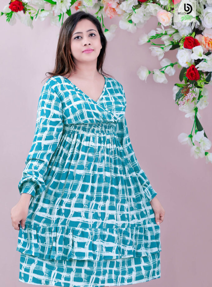 CUFF SLEEVE CROSS NECK SHORT DRESS