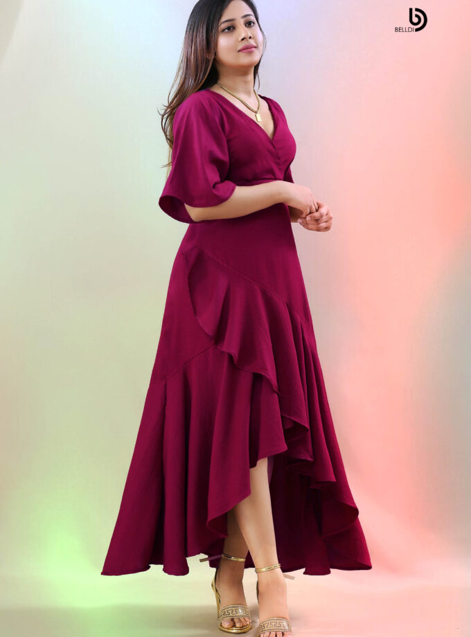 CROSS NECK SHORT SLEEVE LONG DRESS