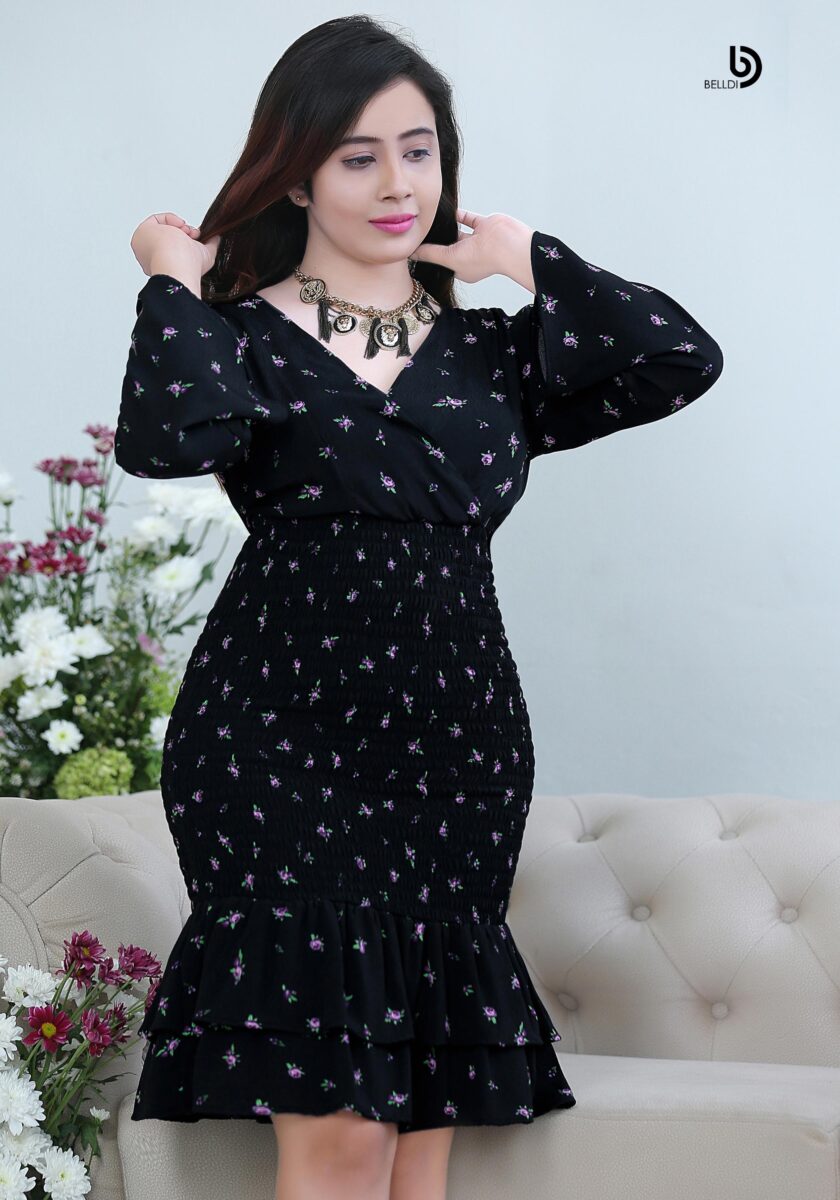 LONG SLEEVE CROSS NECK SHORT DRESS