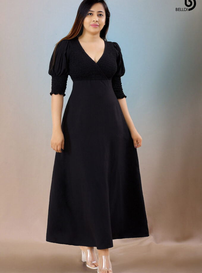 CROSS NECK SHORT SLEEVE SMOKED LONG BLACK DRESS