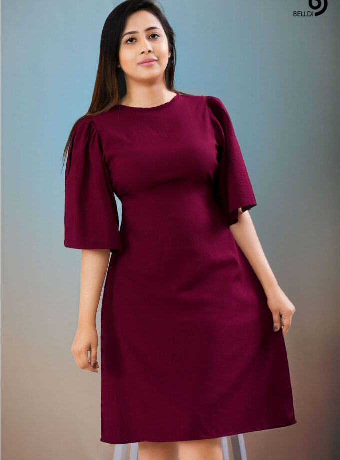 SHORT SLEEVE SHORT DRESS