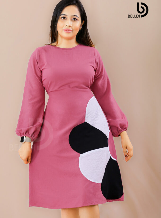 JEWEL NECK LONG SLEEVE SHORT PINK DRESS