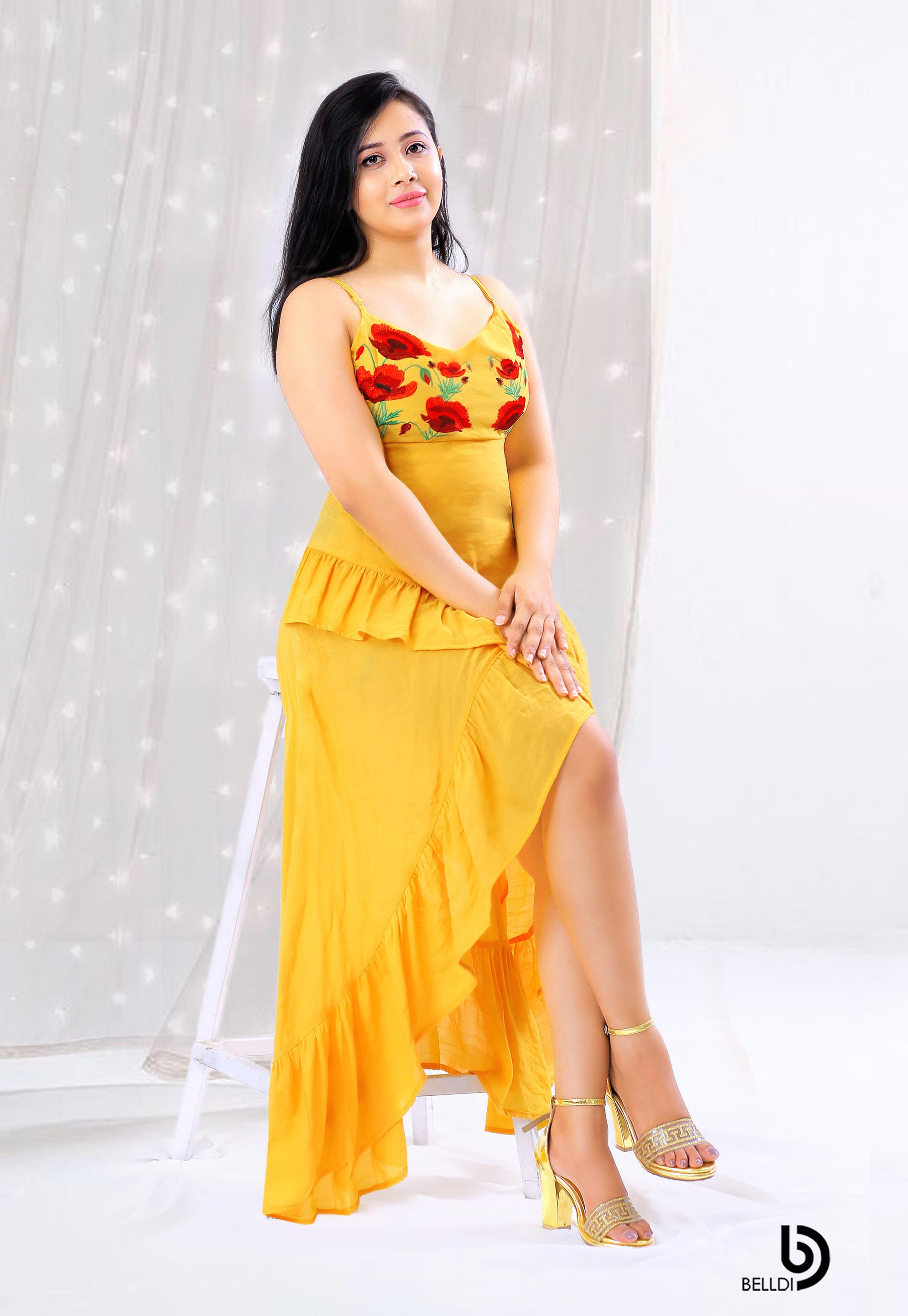 EMBROIDERED V NECK SPAGHETTI STRAPS MAXI DRESS - Image 3