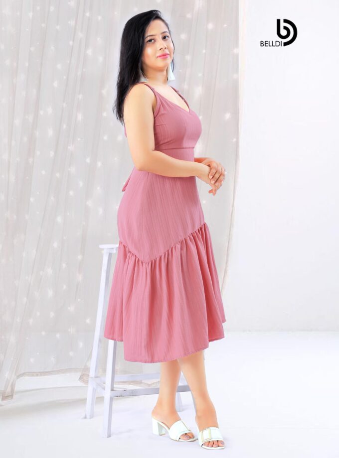 V-NECK SPAGHETTI STRAPS MIDI DRESS