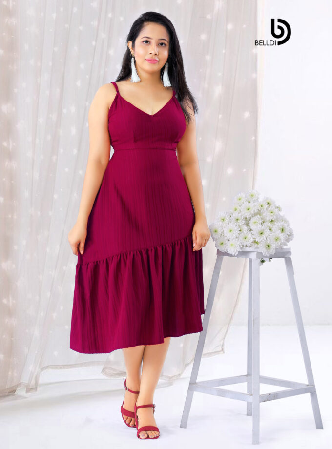 V-NECK SPAGHETTI STRAPS MIDI DRESS