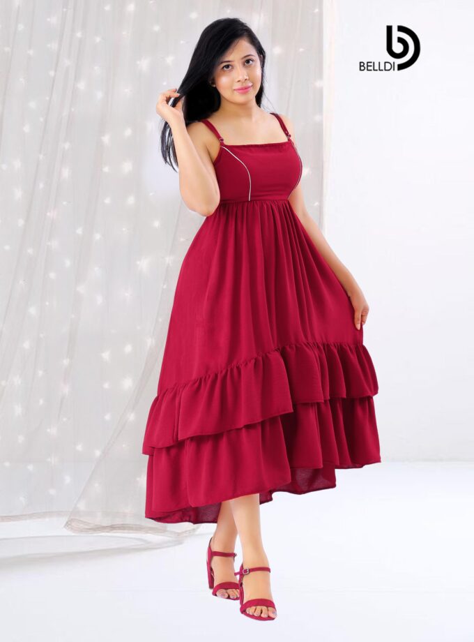 SQUARE NECK SPAGHETTI STRAPS MIDI DRESS