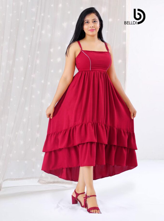 SQUARE NECK SPAGHETTI STRAPS MIDI DRESS