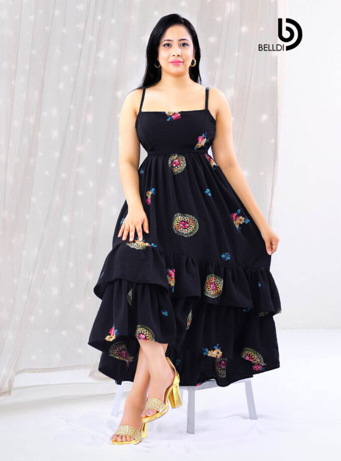 SQUARE NECK SPAGHETTI STRAPS MIDI DRESS