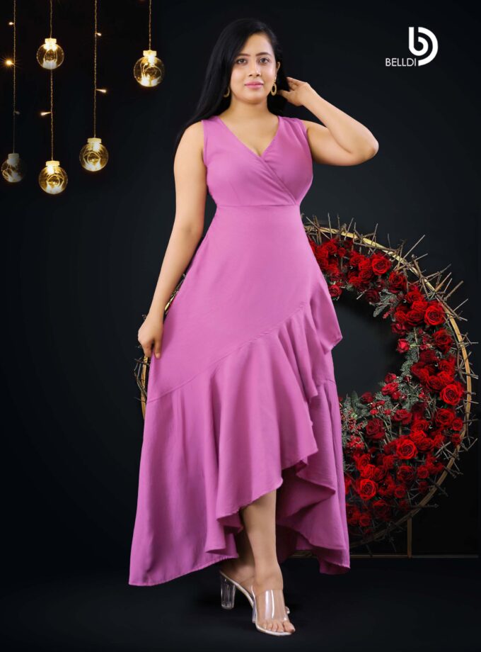 CROSS NECK SLEEVELES LONG DRESS