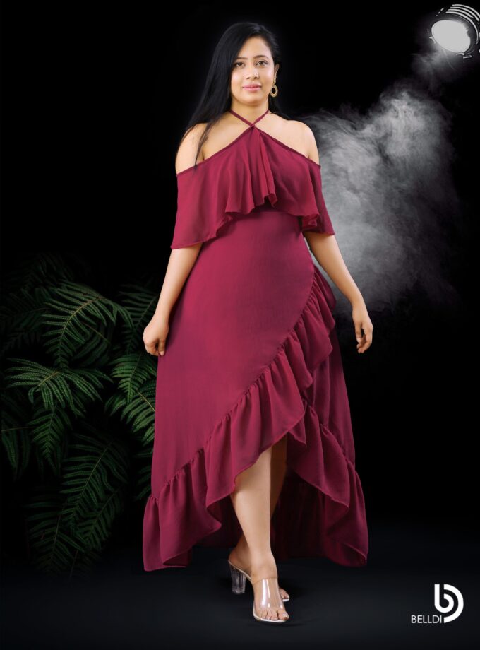 HALTER NECKLINE RUFFLES FRAMED LONG DRESS