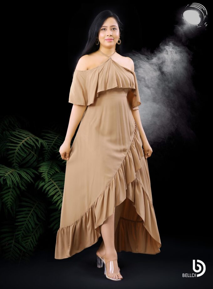 HALTER NECKLINE RUFFLES FRAMED LONG DRESS