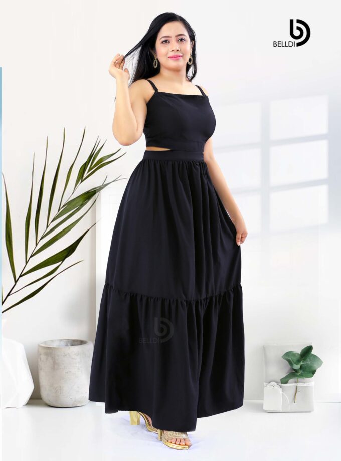 SPAGHETTI STRAP SQUARE NECK MAXI DRESS