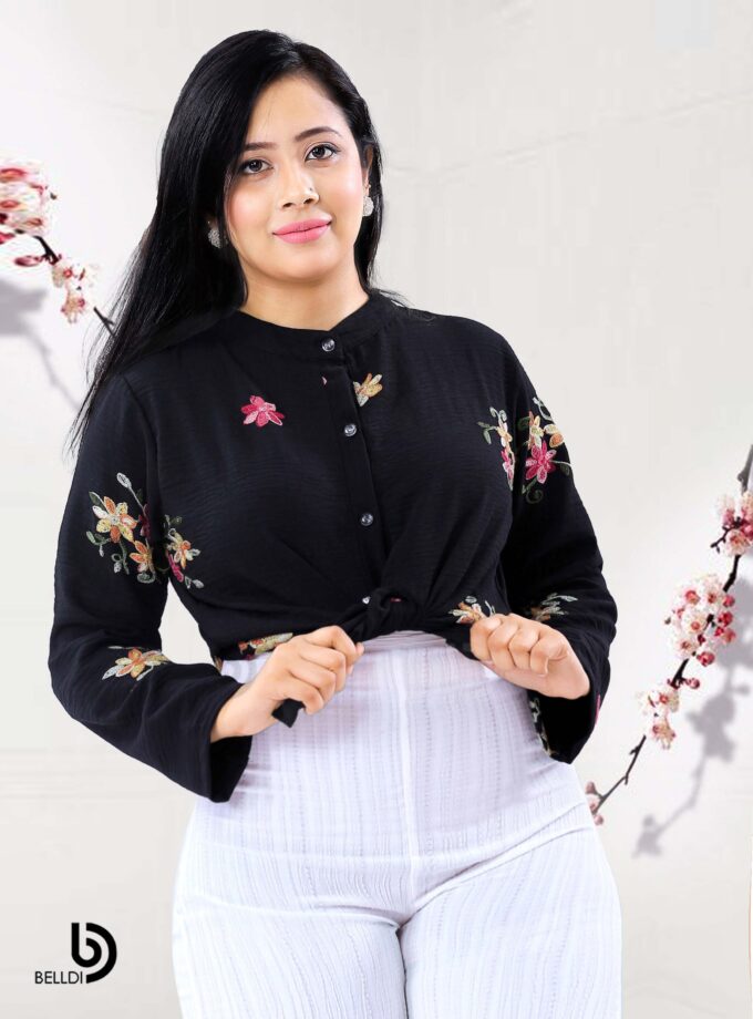 EMBROIDERED MANDARIN COLLAR LONG SLEEVE BLOUSE
