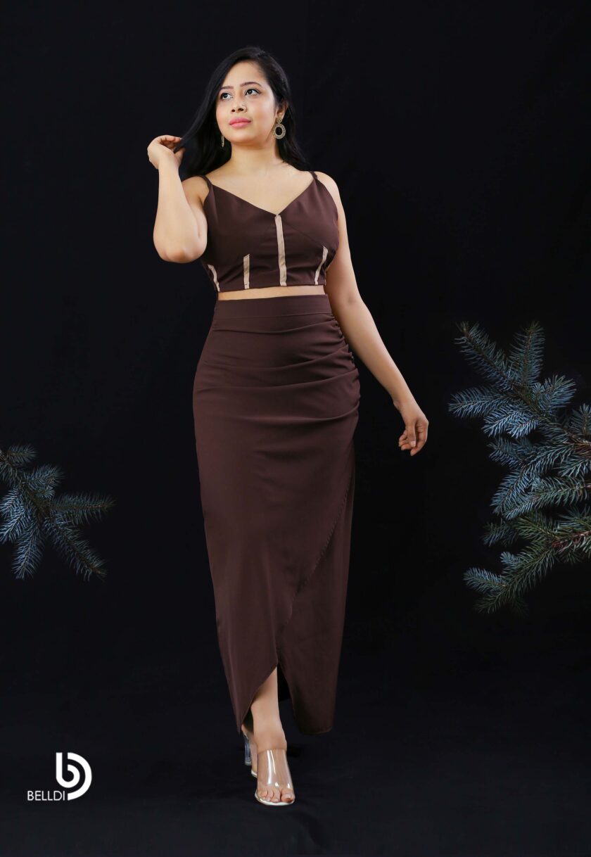 V NECK SPAGHETTI STRAP TOP AND HIGH WAIST SKIRT