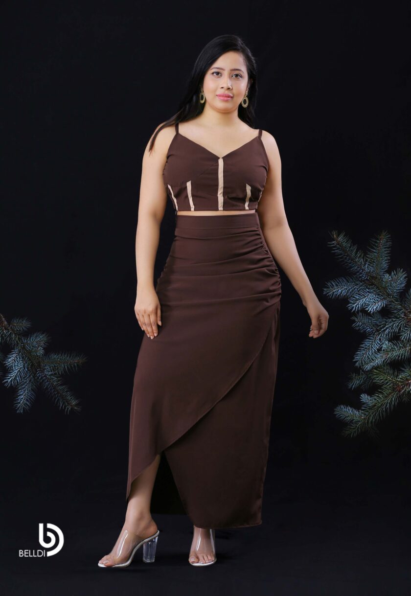 V NECK SPAGHETTI STRAP TOP AND HIGH WAIST SKIRT - Image 2