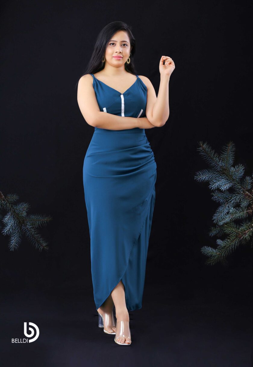 V NECK SPAGHETTI STRAP TOP AND HIGH WAIST SKIRT