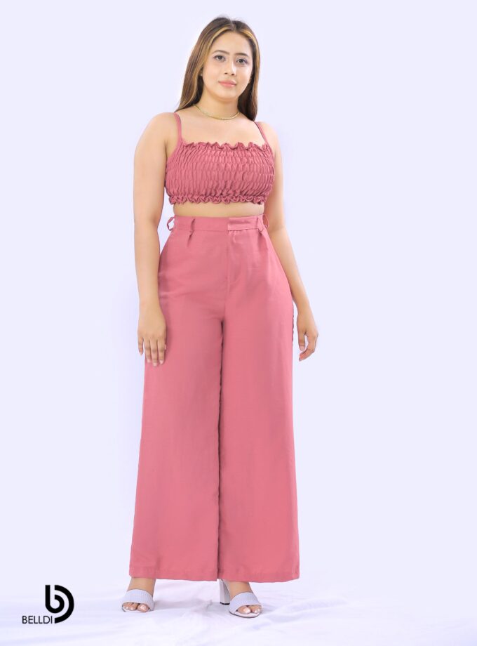 SPAGHETTI STRAP SMOCKED TOP