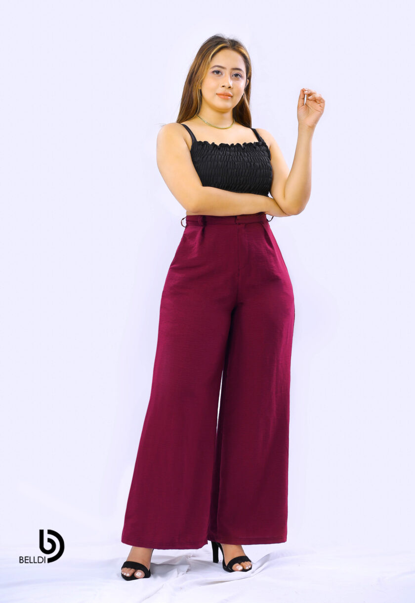 SPAGHETTI STRAP SMOCKED TOP