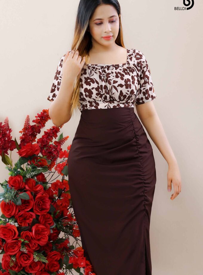 SQUARE NECK SHORT SLEEVE DRESS