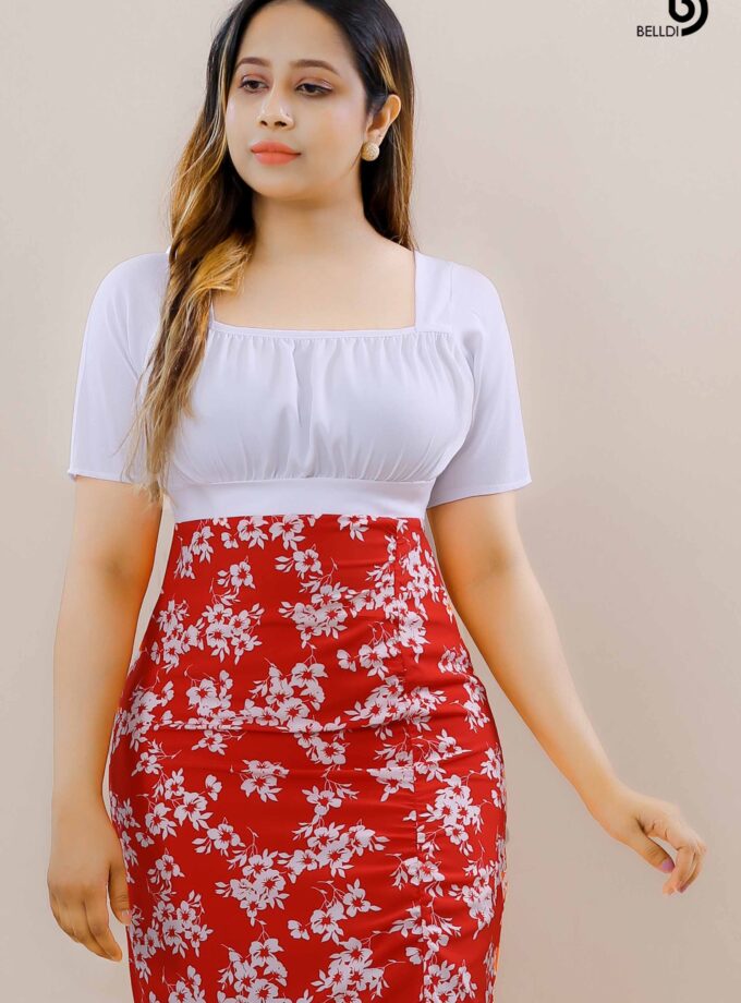 SQUARE NECK SHORT SLEEVE DRESS