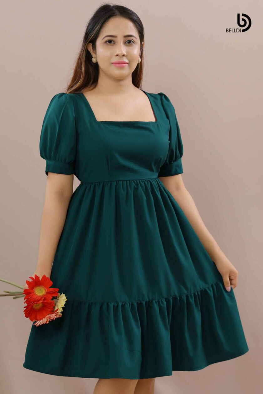 SQUARE NECK GREEN SHORT DRESS