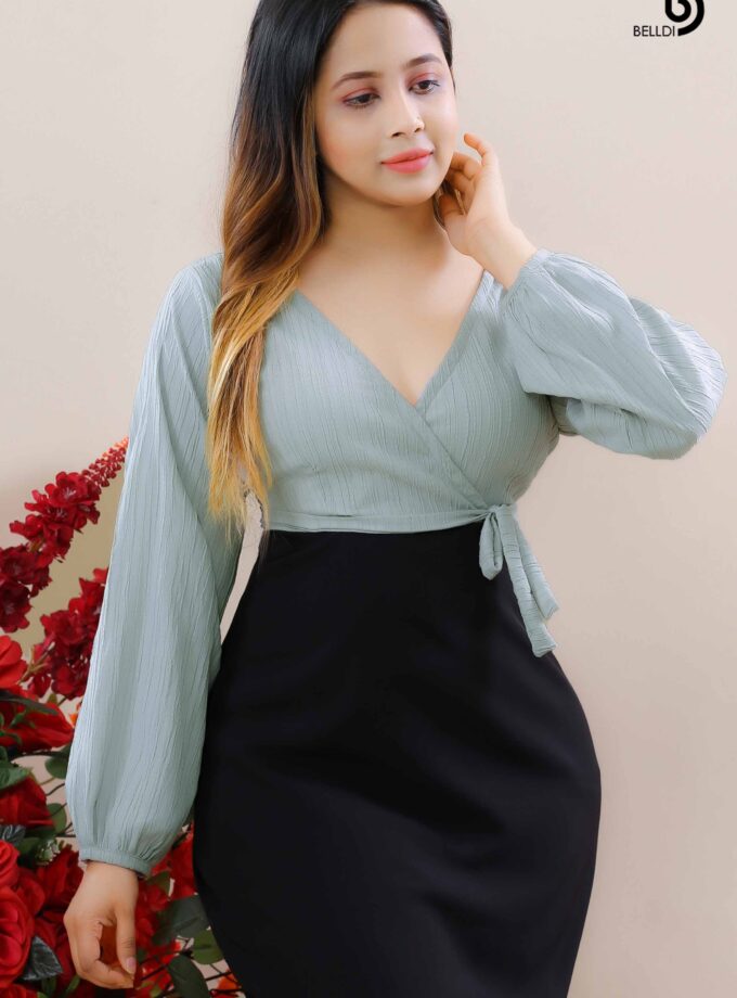 CROSS NECK LONG SLEEVE SHORT DRESS