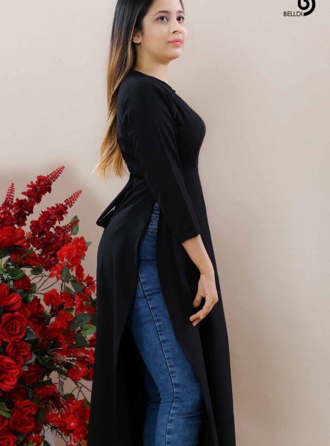 PLANE KURUTHA LONG SLEEVE TOP
