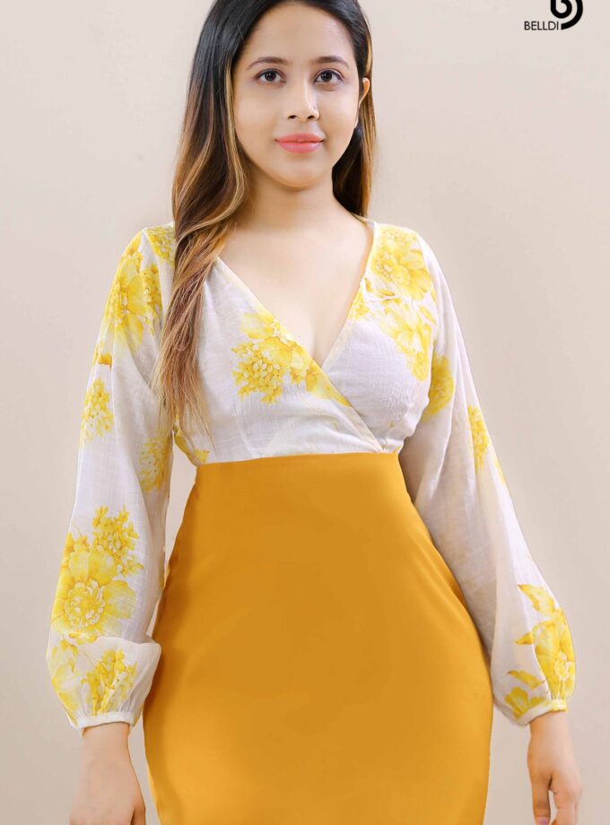 CROSS NECK LONG SLEEVE SHORT DRESS