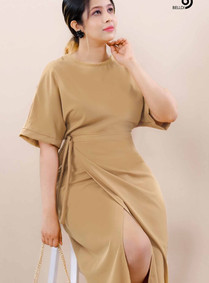 WARP SKIRT WITH BATWING SLEEVE TOP
