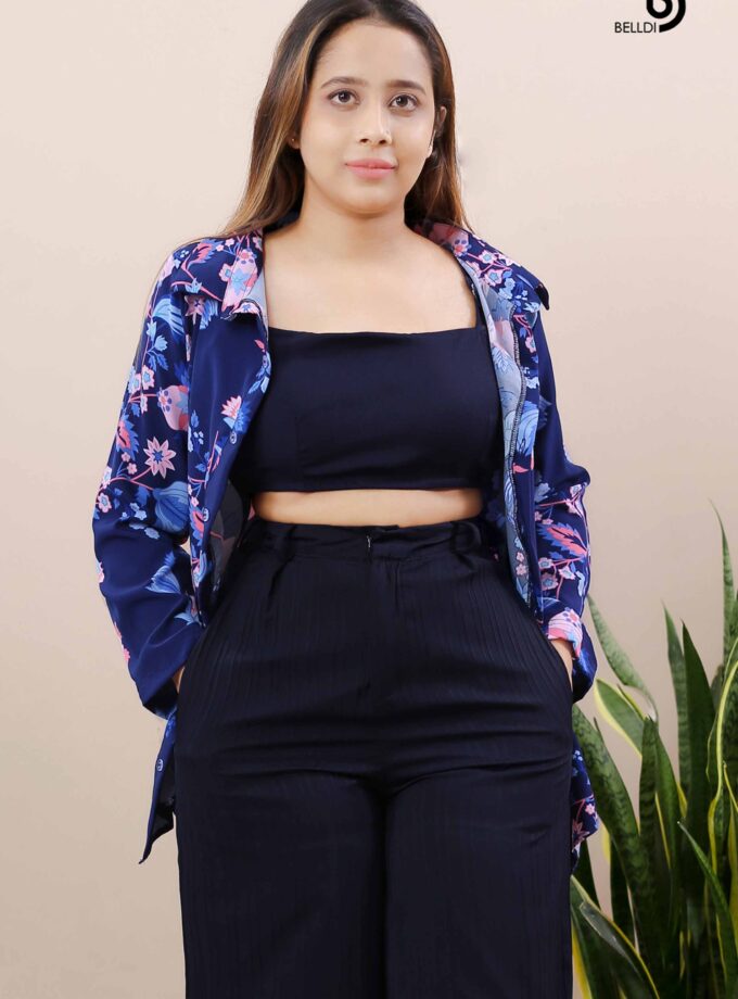 SPAGHETTI STRAP CROP TOP - NAVY BLUE