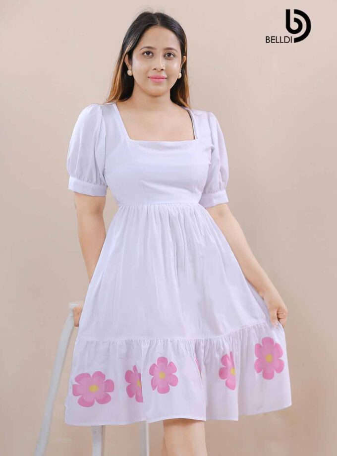 SQUARE NECK WHTE PRINTED SHORT DRESS