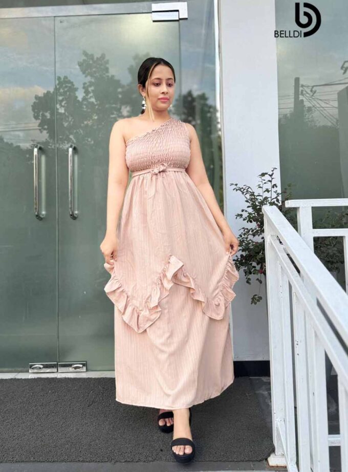 ONE SHOULDER SMOCKED LONG DRESS