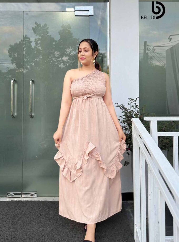 ONE SHOULDER SMOCKED LONG DRESS