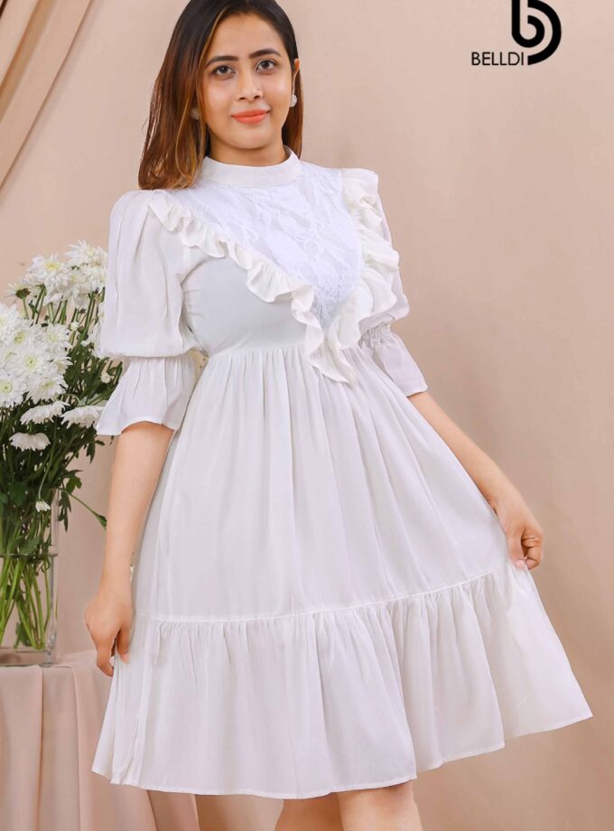 PUFF SLEEVE WHITE SHORT DRESS