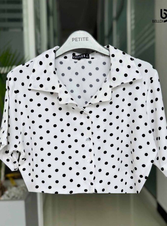 SHORT SLEEVE FRONT OPENED CROP TOP