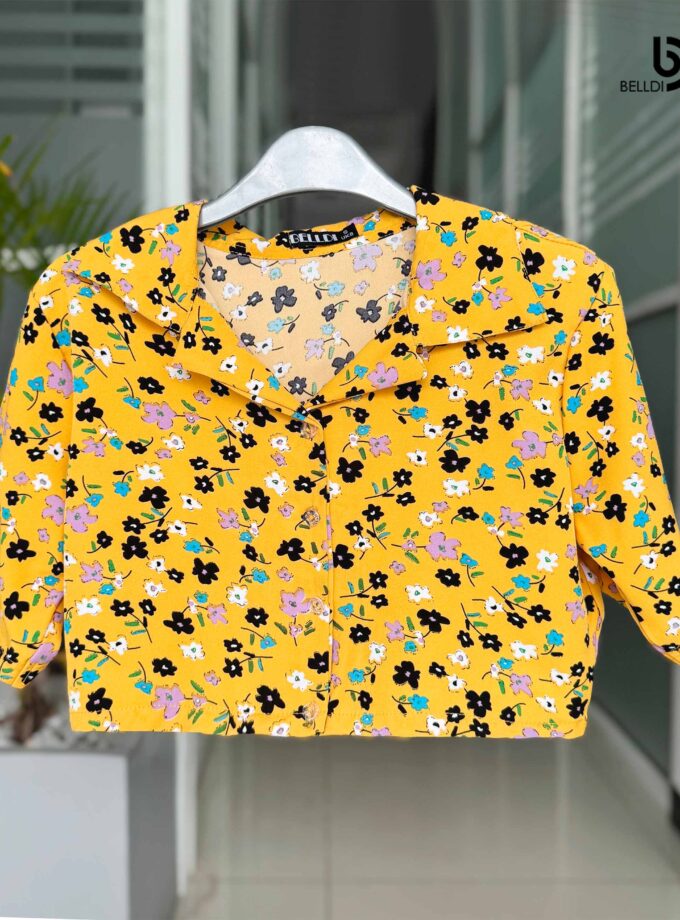 SHORT SLEEVE FRONT OPENED CROP TOP