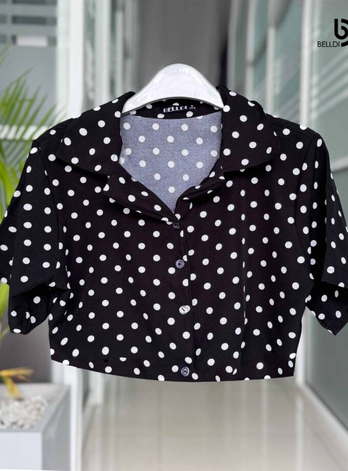 SHORT SLEEVE FRONT OPENED CROP TOP