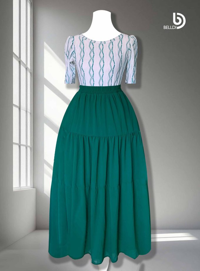 LACER CUT LONG SKIRT