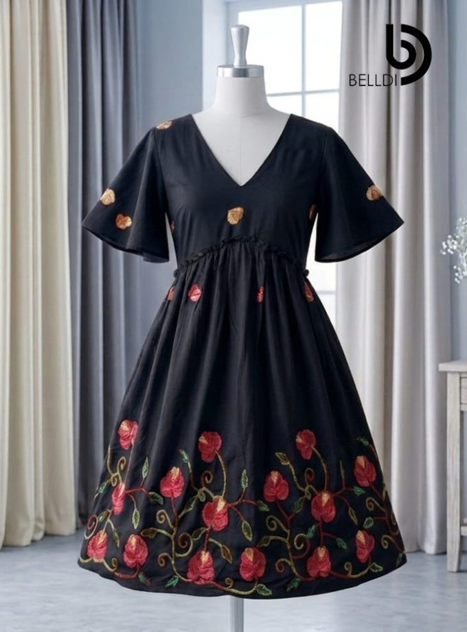 HIGH WAIST EMBROIDERED BORDER BLACK SHORT FROCK