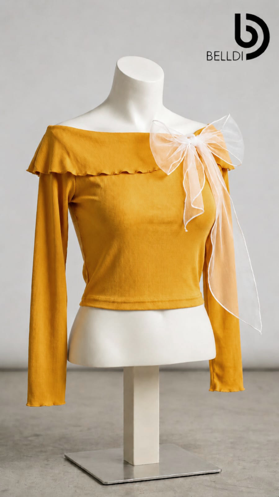 LONG SLEEVE CROP TOP WITH BOW