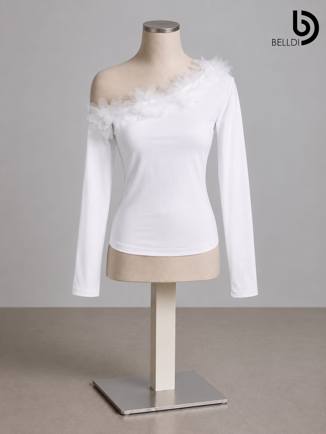ONE SHOULDER LONG SLEEVE WHITE CROP TOP