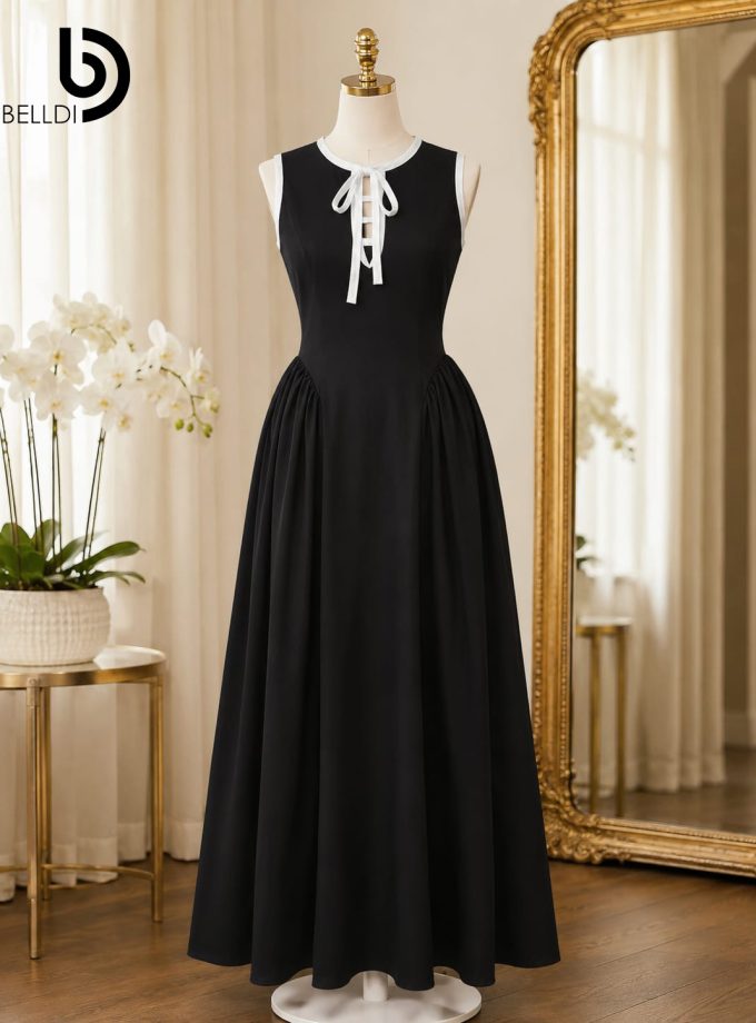 SLEEVELESS LONG DRESS WITH WHITE TIE COLLAR