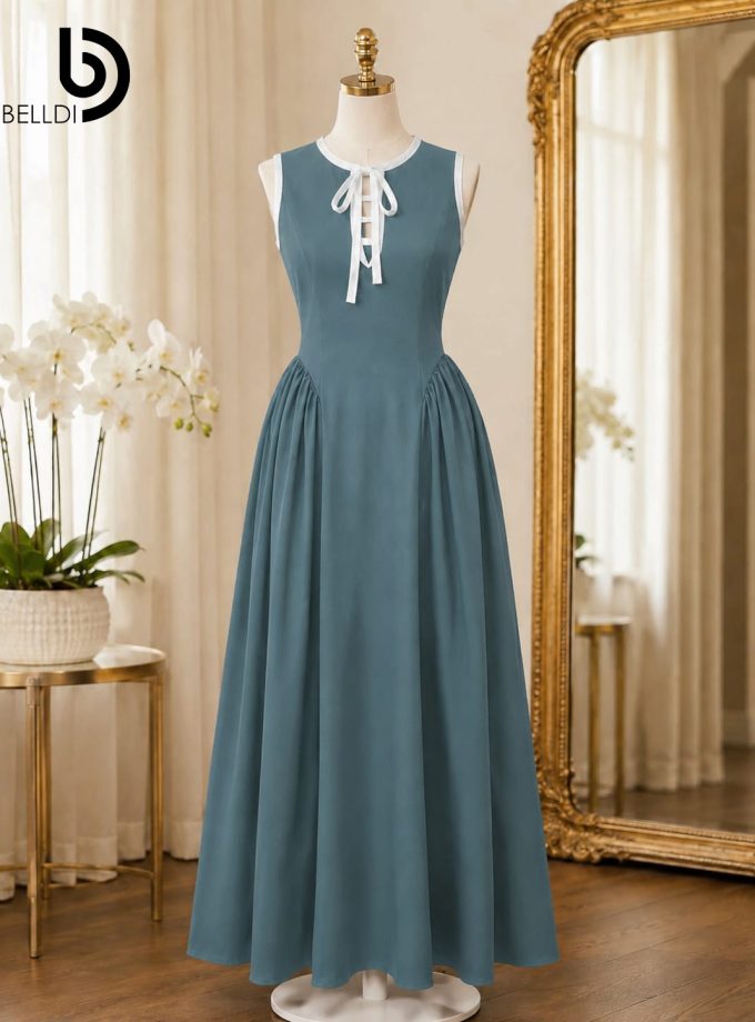 SLEEVELESS LONG DRESS WITH WHITE TIE COLLAR