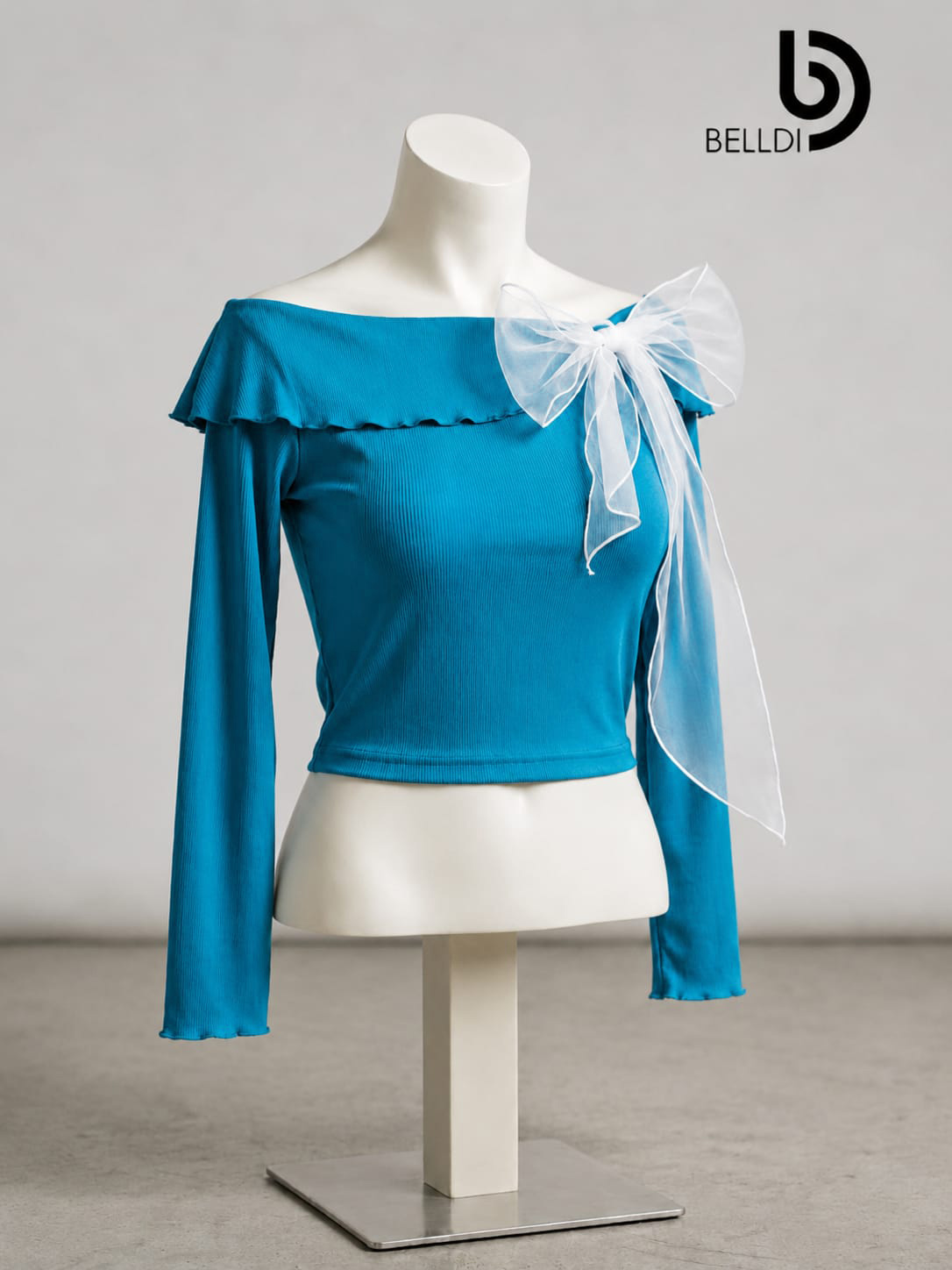 LONG SLEEVE CROP TOP WITH BOW