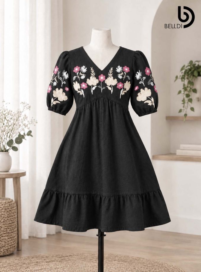 FLORAL EMBROIDERED SHORT FROCK